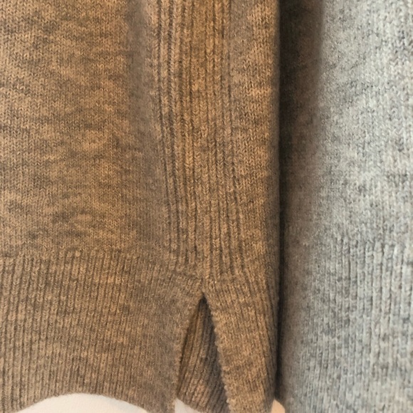 Ann Taylor Loft roll neck sweater - Picture 4 of 7